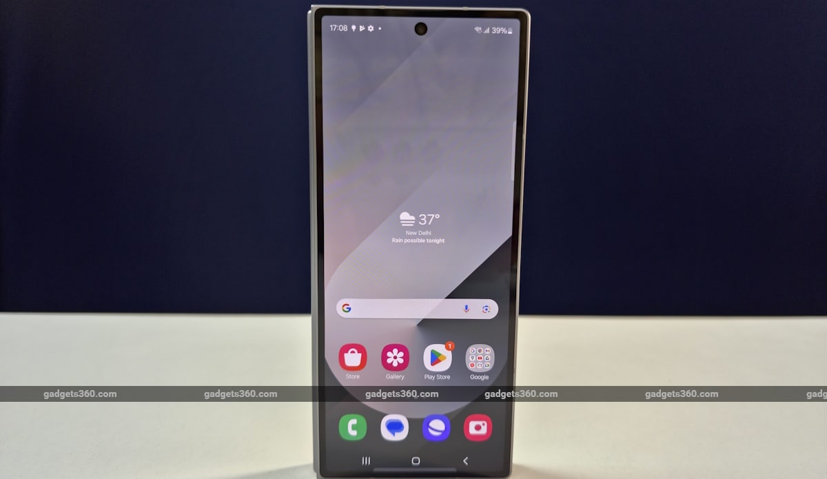 samsung galaxy z fold6 review cover display Galaxy-z-fold-6